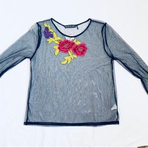 NWT Potter’s Pot Sheer Floral Embroidered Top